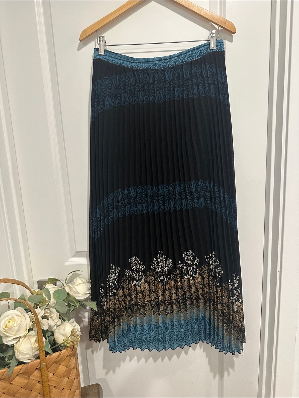 Pleated Black and Teal Maxi Skirt